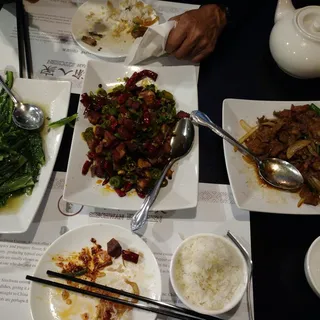 30.Stir Fried Beef w Scallion-