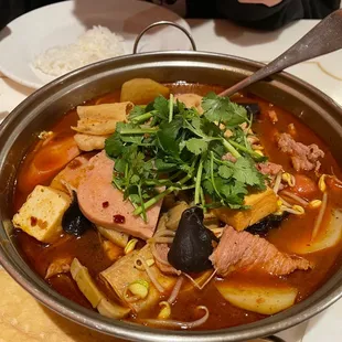 House Spicy Hot Pot