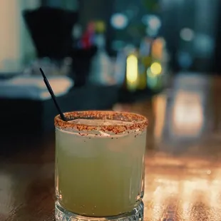 a margarita in a glass