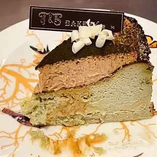 Matcha Cheese &amp; Tiramisu Cake