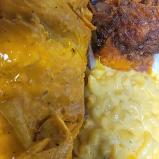 Curry salmon rice and peas Mac and yam