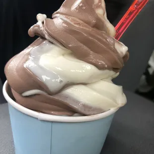 Chocolate and Vanilla Twist Soft-Serve!!!