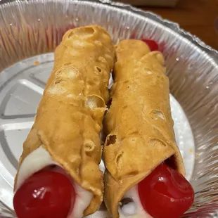 Cannolis