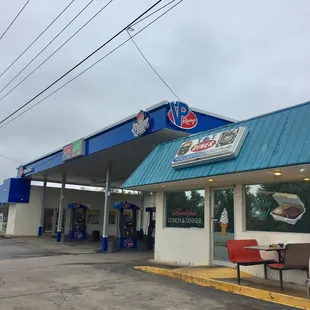 Connected to a gas station- easy to miss