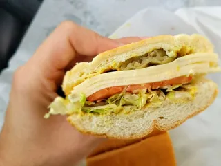 Gian's Delicatessen
