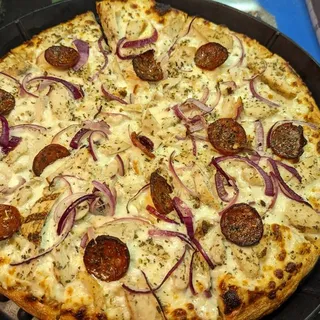 16. Garlic Chicken Pizza