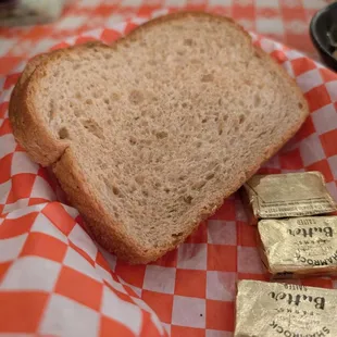This generic sandwich bread appeared to be the safest thing on the menu.