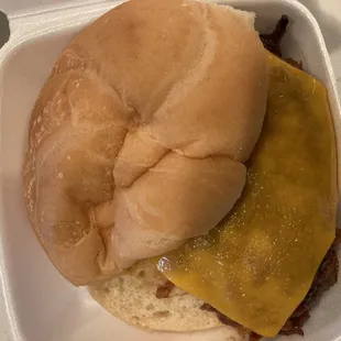 Pulled pork sandwich