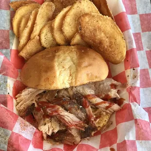 Pulled Pork Sandwich