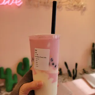 Strawberry Panna Cotta w Mochi &amp; Boba