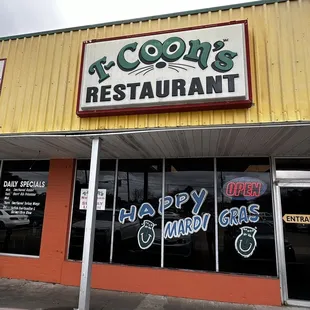 Front sign, door on left side