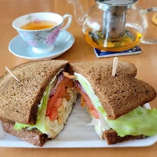 Chicken Cashew Sandwich