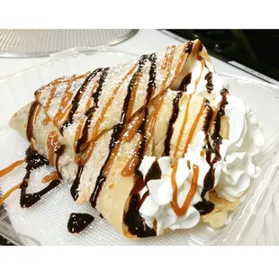 Banana crepe with nutella and vanilla ice cream