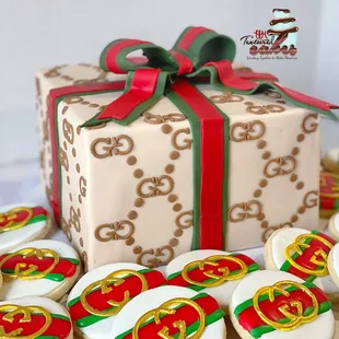 ws a gift box of cookies