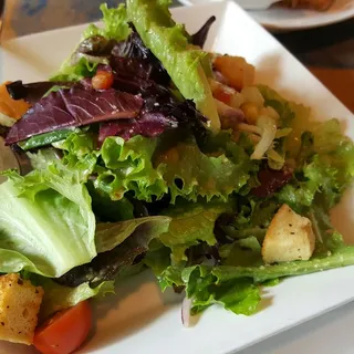 Mixed Green Salad