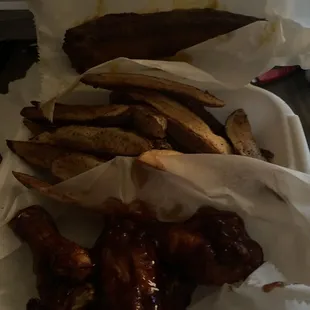 Duuuval Fried Rib and Chicken w/wedges
