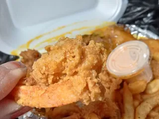 Lewey's Seafood and Wings