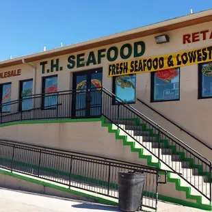 T H Seafood