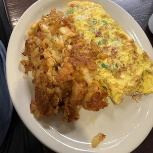 Omelette and home fries
