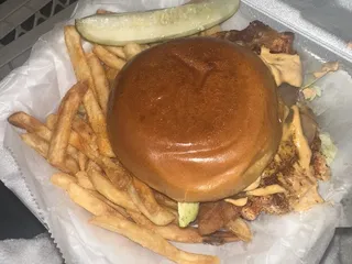 Mugs Jr. Drive Thru Grill