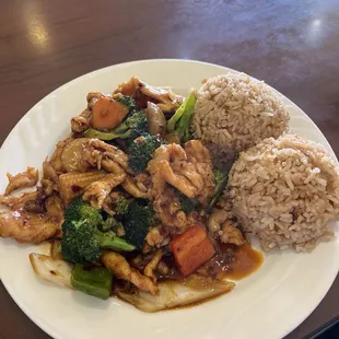 Hunan Chicken with Fried Rice