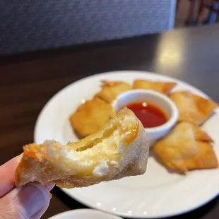 Crab with cheese puffs
