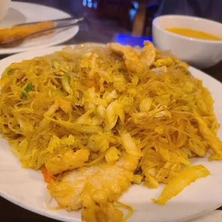Chicken Singapore Rice Noodle