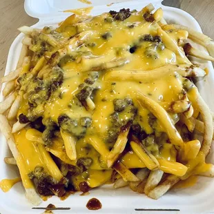 L chili cheese fries