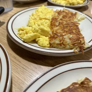 Fluffy scrambled eggs and hash browns