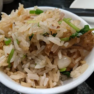 Frog w/ preserved meat over rice in casserole ( Small )