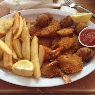Shrimp &amp; Fries, Hush puppies  Good for prebreaded shrimp. Boudin Ball AWESOME!