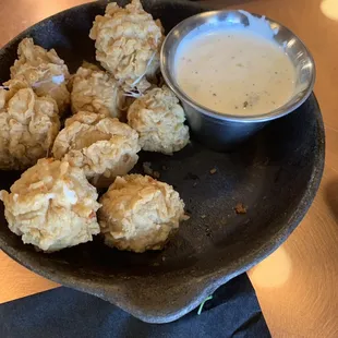 Amazing mozzarella balls appetizers
