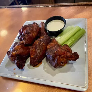 6 chicken wings and celery