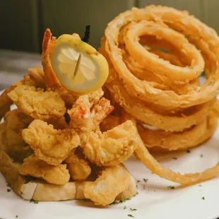 Fried Shrimp &amp; Onion Rings!!