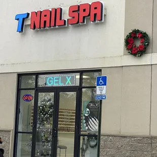 T NAIL SPA OUT SIDE LOOK