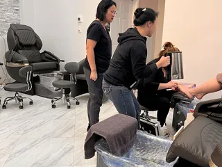Grand Nails Lounge