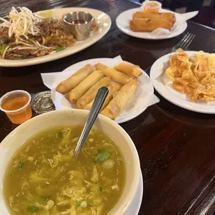 Egg drop soup  Cheese rolls  Chicken egg rolls  Beef pad Thai