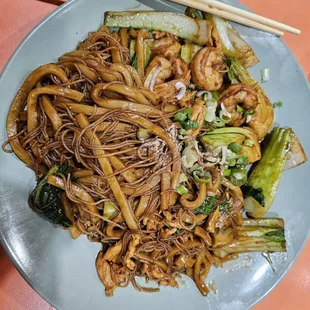 Hokkien Mixed Noodle