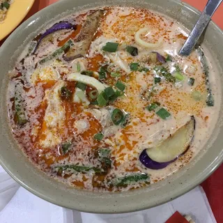 Spicy Laksa Noodle Soup