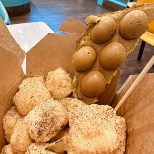 Fried Tofu with Big Egg Puff