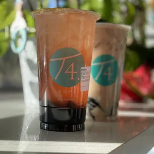 Ig:@eat_with_jeleneeee | Royal rose tea and Earl Grey Milk Tea