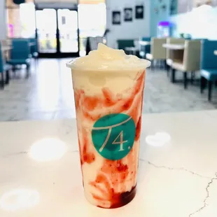 Strawberry Vanilla Yogurt Smoothie