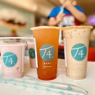 Coconut milk tea, grapefruit royal tea, strawberry smoothies