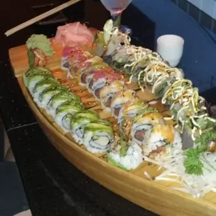 Jade Dragon, Buddha, Vietnamese rolls.  Loved it.