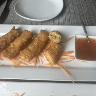 Siam Roll Average spring rolls