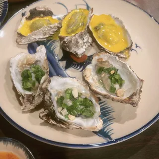 Oysters Nuong Mo Hanh, Trung Muoi, Pho Mai