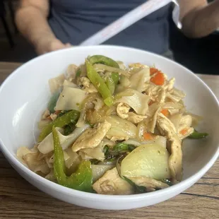 Drunken noodles (medium)