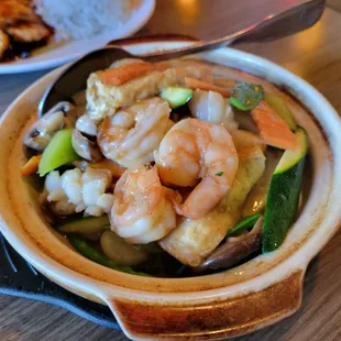 Seafood Claypot