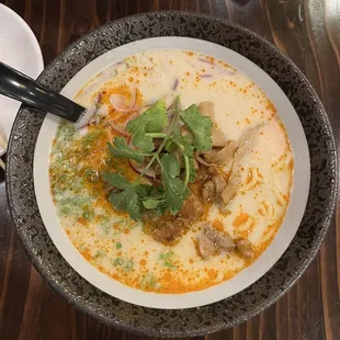 Tan Tan Hiyashi ( chicken or pork)