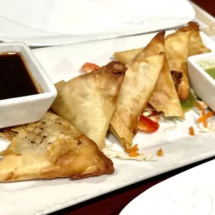 Onion Samosa(V) - 6 pieces